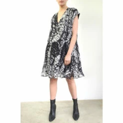 Religion Black Cap Sleeved A-Line Allure Dress With V-Neck 12 Religion Black Cap Sleeved A-Line Allure Dress With V-Neck -Religion Shop unnamed file 11