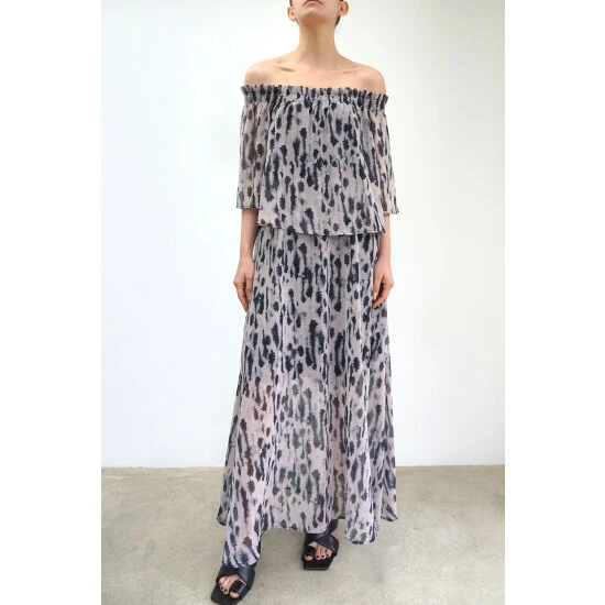 unnamed-file-84.jpg Religion Grey Off The Shoulder Maxi Dress -Religion Shop unnamed file 84